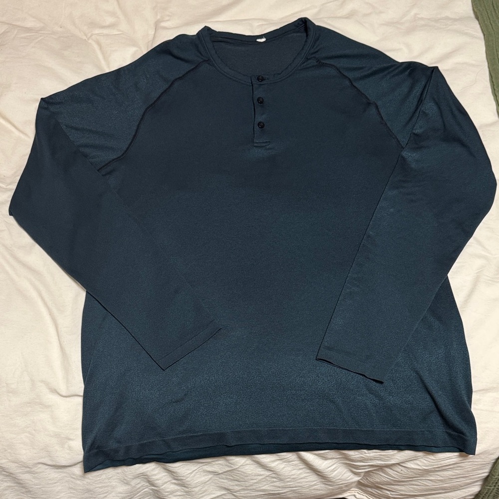 Lululemon Vent Tech Long Sleeve Henley